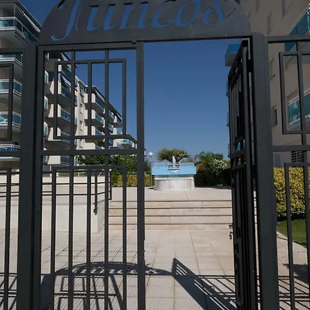 Los Juncos Apartment *